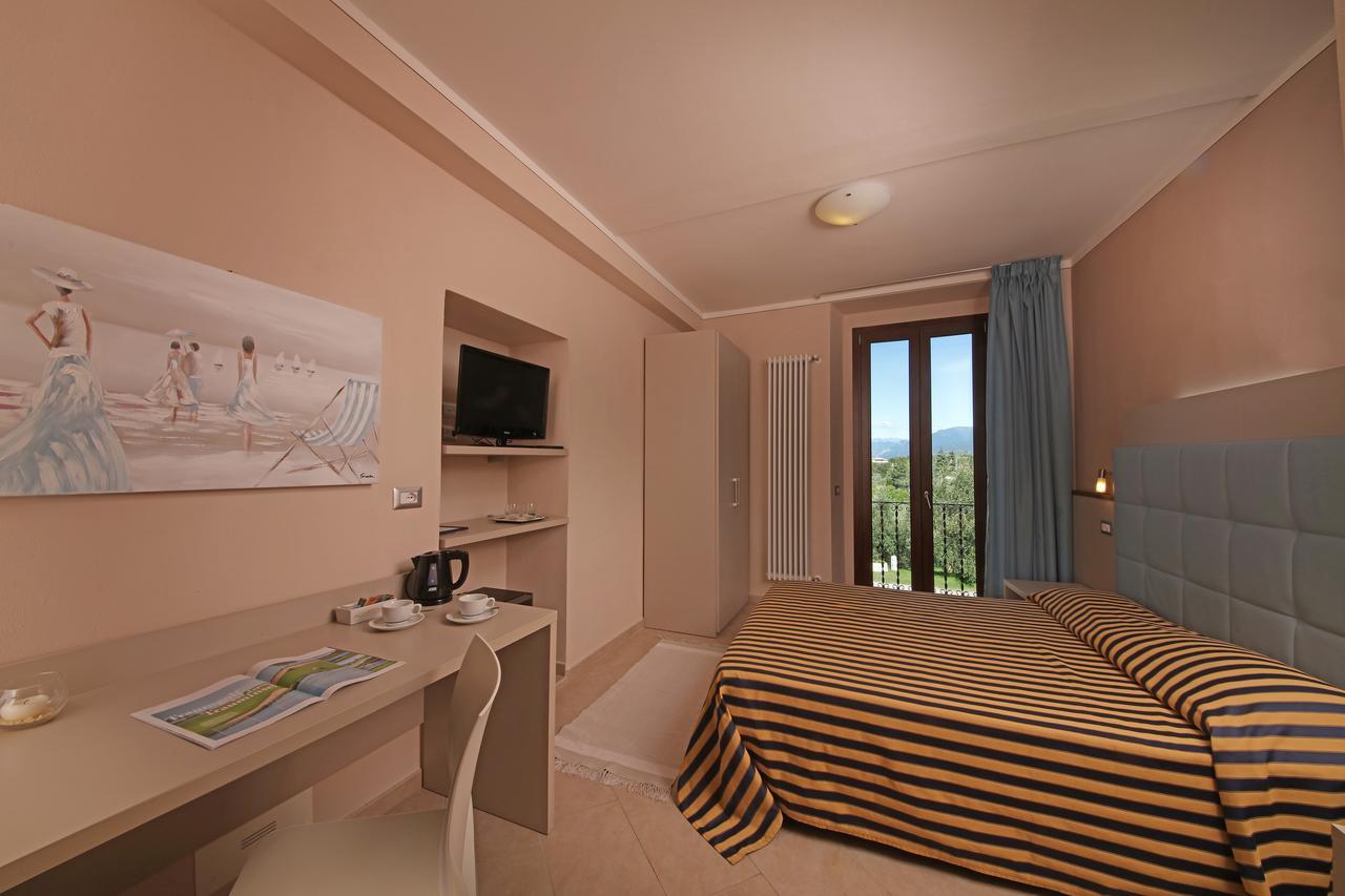San Rocco Relais Aparthotel โซยาโน เดล ลาโก ภายนอก รูปภาพ