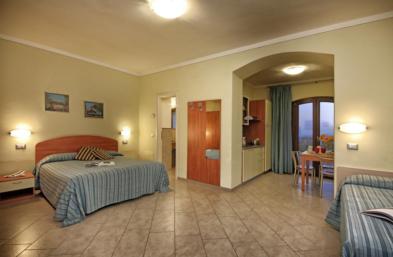 San Rocco Relais Aparthotel โซยาโน เดล ลาโก ภายนอก รูปภาพ